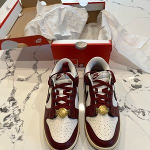 Nike Dunk Low SE